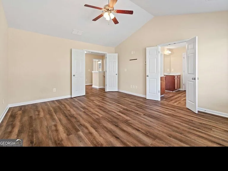 3323 Castleberry Village Cir — Photo 12