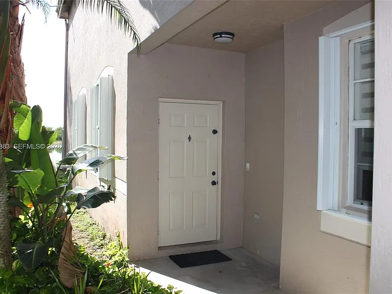 1820 Salerno Cir — Photo 5