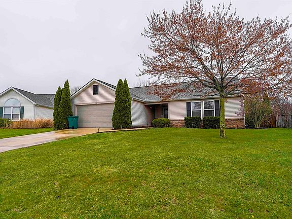 2nd image of 5128 Saddle Dr