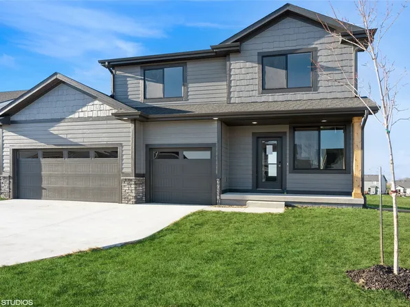 2750 SE Florence Dr, Waukee, IA 50263