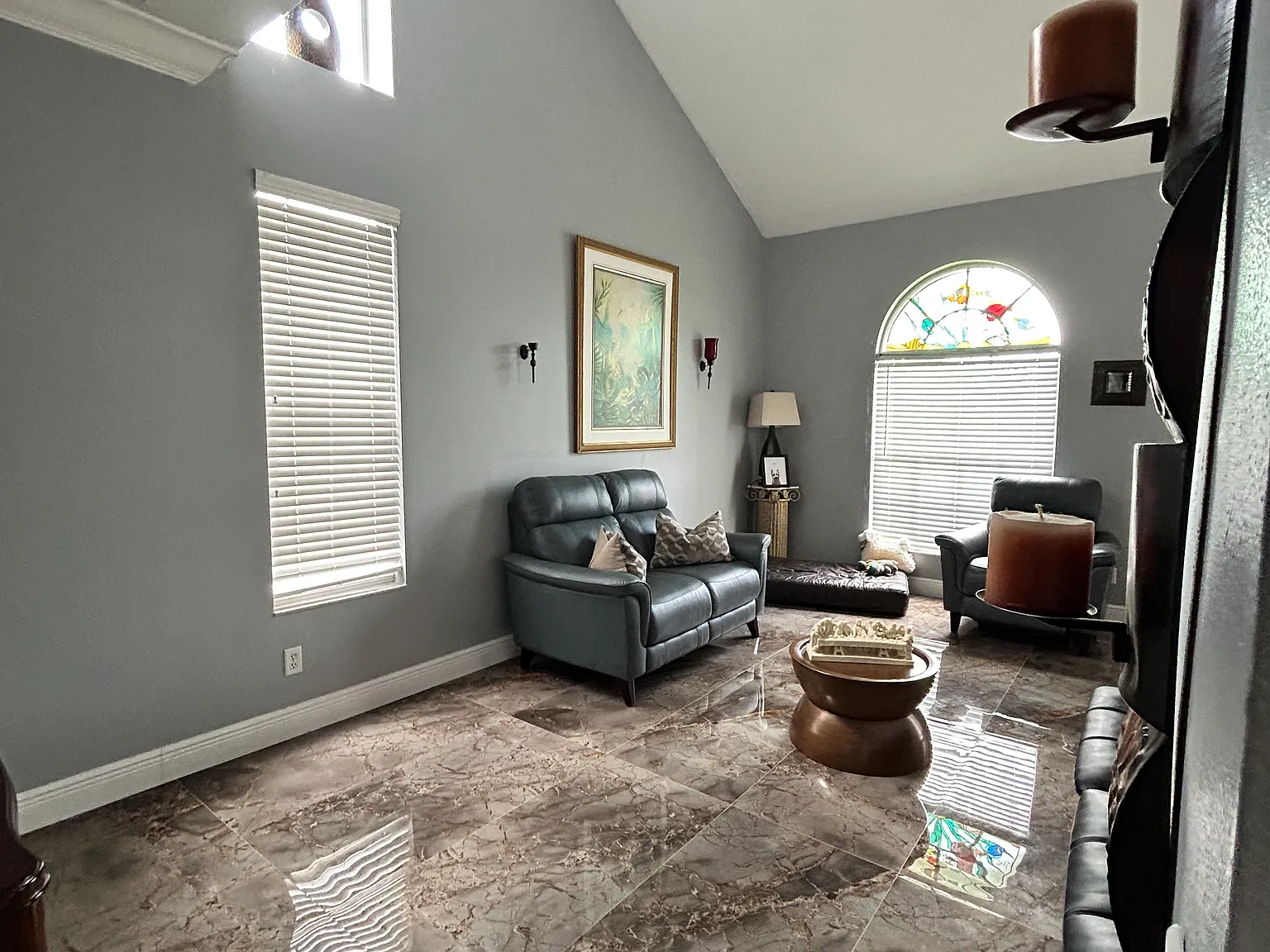 5 bed, 3100 sqft, $4,200 — Photo 4