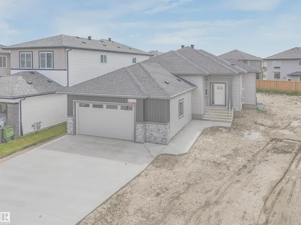 22 Dalquist Bay, Leduc, AB T9E 0J9