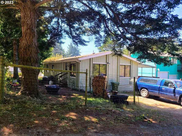 91130 Sea View Ln, Coos Bay, OR 97420