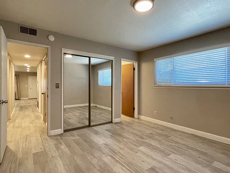 2155 Santa Ynez Ave — Photo 11