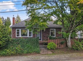 8512 30th Ave NE, Seattle, WA 98115