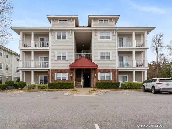 920 Southmoor Dr, Virginia Beach, VA