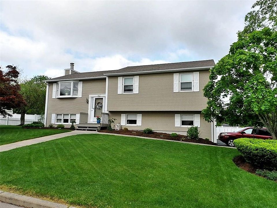 1st image of 1 Huckleberry Ln