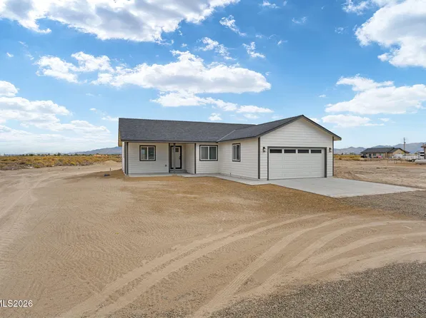700 Emerald Ln, Battle Mountain, NV 89820