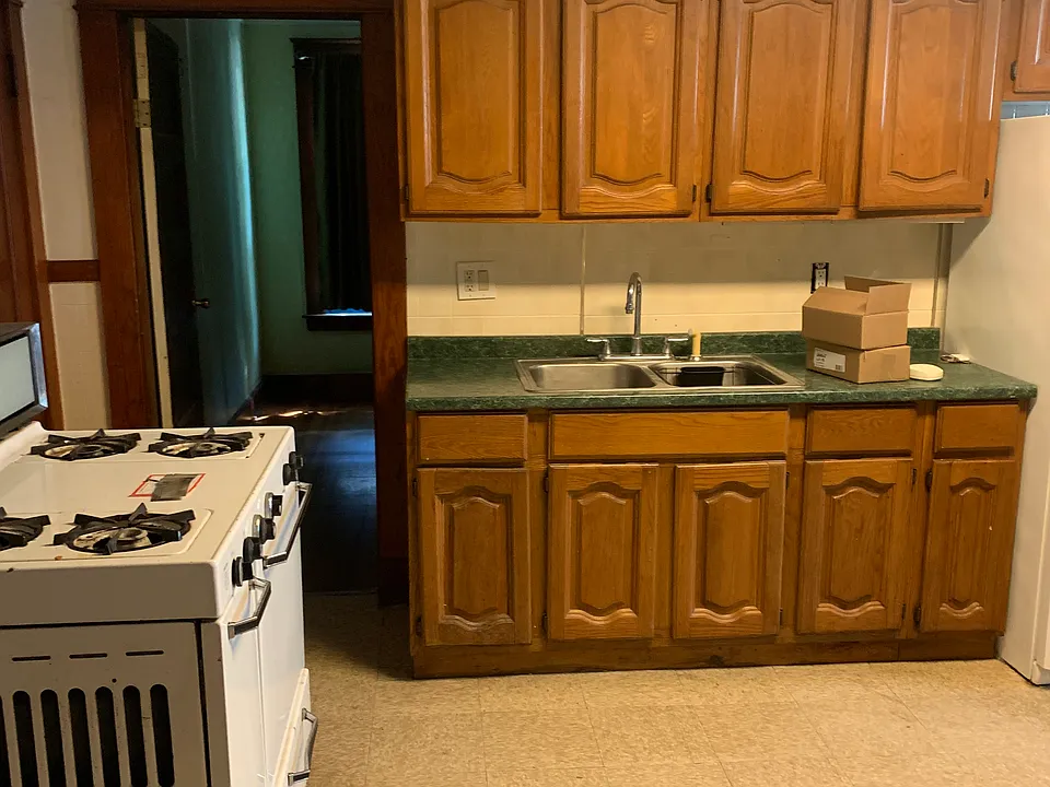 117 L St #2