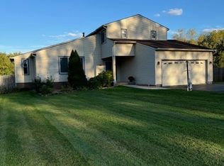 8240 Stearns Rd, Clay, NY 13041