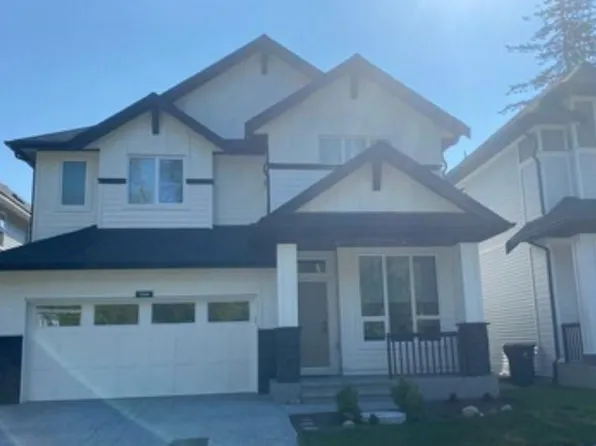 7646 203rd St, Langley, BC V2Y 3S9