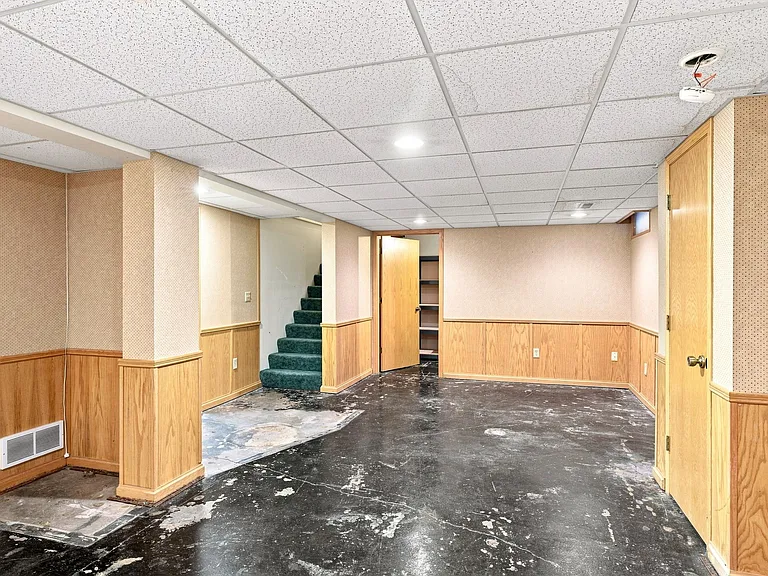2112 Pine St — Photo 18