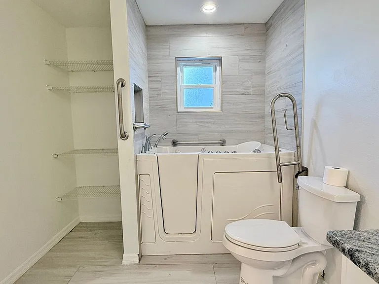 1512 Ison Ln — Photo 17