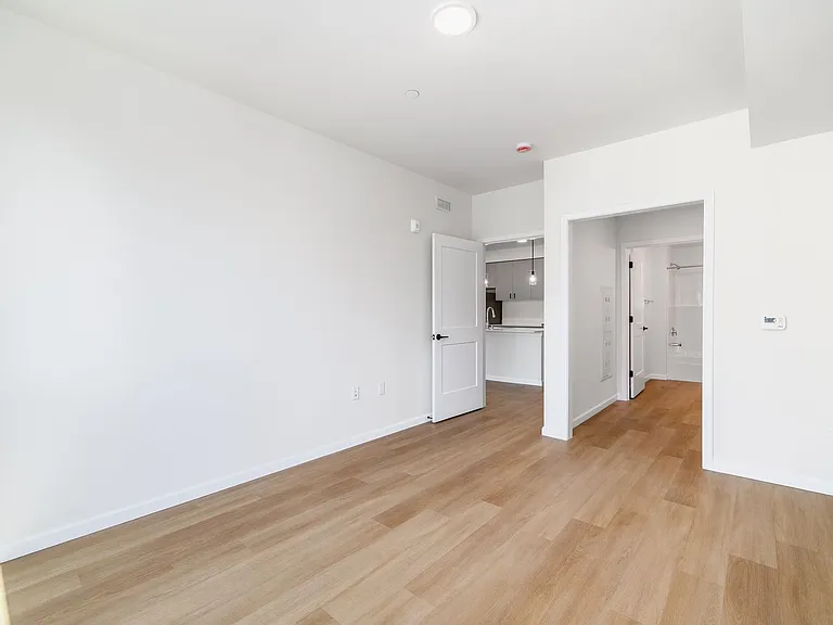 Hogum Bay Apartments — Photo 105