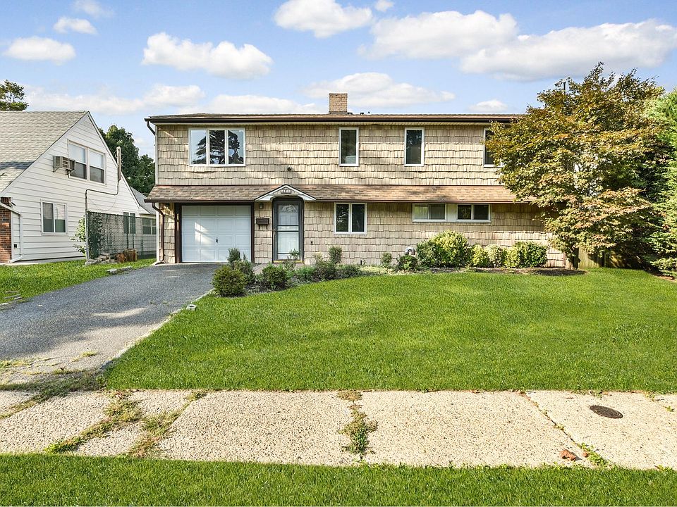 1st image of 2143 Salisbury Park Dr