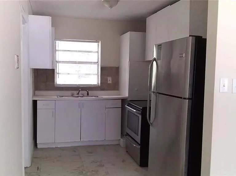 5036 College Dr — Photo 7