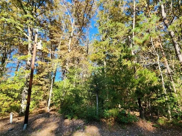 205 & 207 Hale Dr #215 & 216, Ruther Glen, VA 22546