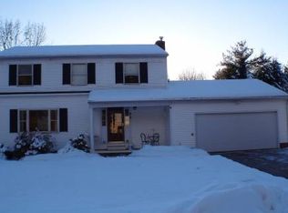 85 Pinewood Dr, Hopkinton, NH 03229