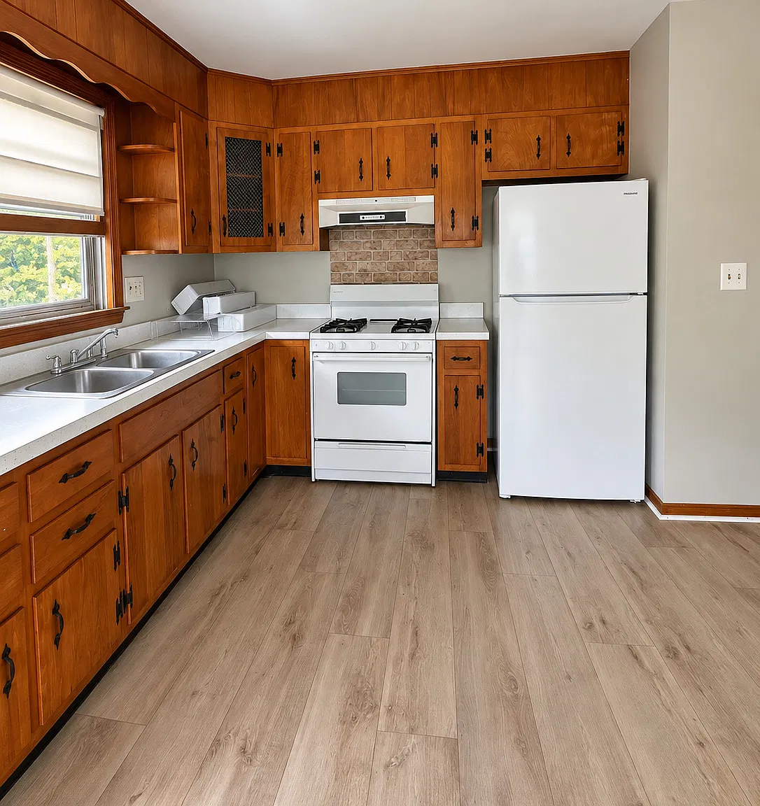 1 bed, 1.0 bath, 720 sqft, $1,650 — Photo 2