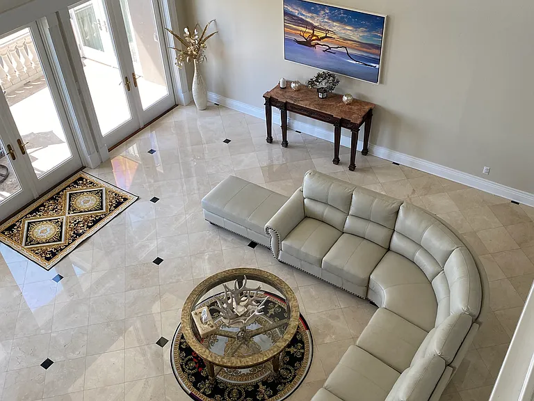 820 Columbus Dr — Photo 5