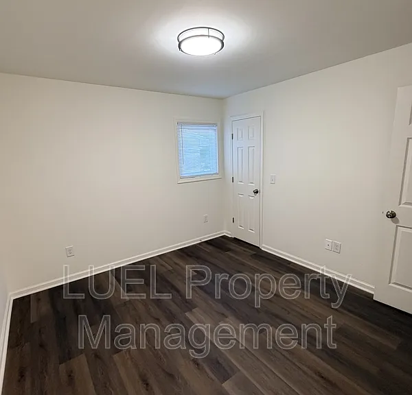 1050 Bedford Ave — Photo 11