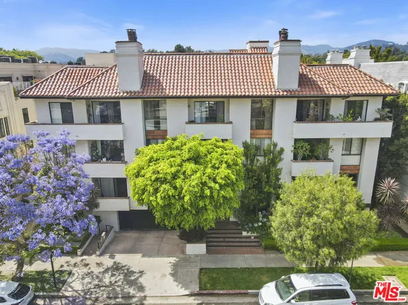 11755 Montana Ave APT 103, Los Angeles, CA 90049