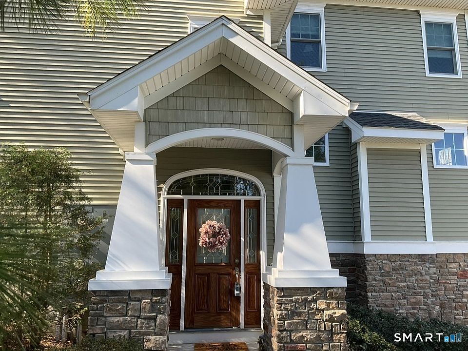 1st image of 1 Lawrence Avenue #1