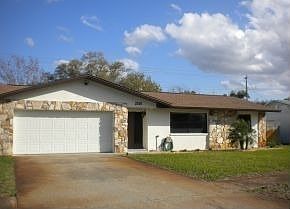 1st image of 2515 Riviera Dr