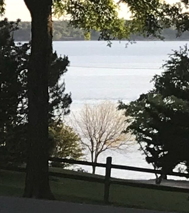 1st image of 8920 Lake View Dr