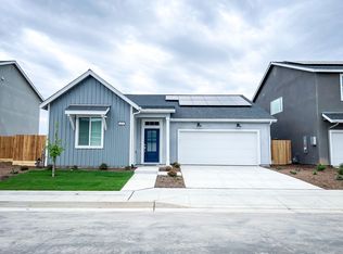 470 S Apricot Ave, Fresno, CA 93727