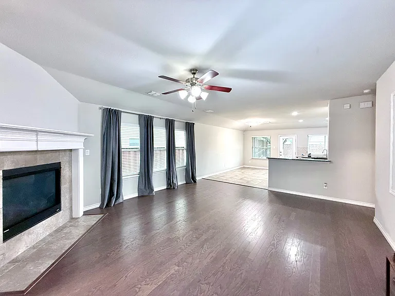 3728 Holly Brook Dr — Photo 12