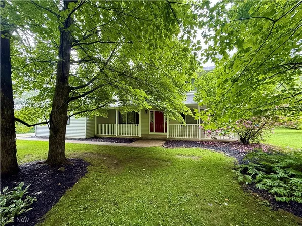 12854 Rockhaven Rd, Chesterland, OH 44026