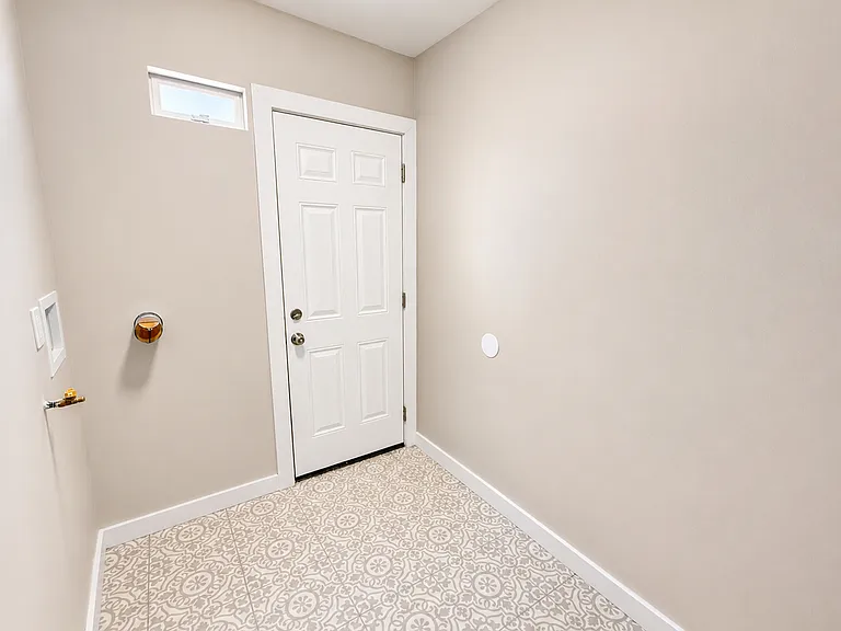 4277 Mission Inn Ave — Photo 18