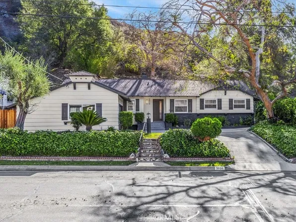 2020 Oak Valley Rd, Glendale, CA 91208
