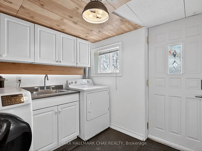 45 Caledonia Rd #LOWER — Photo 3