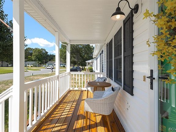 3rd image of 5754 Fox Maple Terrace