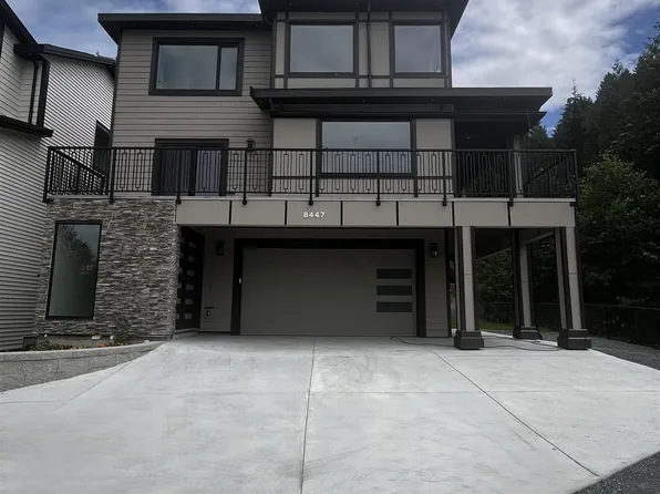 8447 Forest Gate Dr, Chilliwack, BC V4Z 0C7
