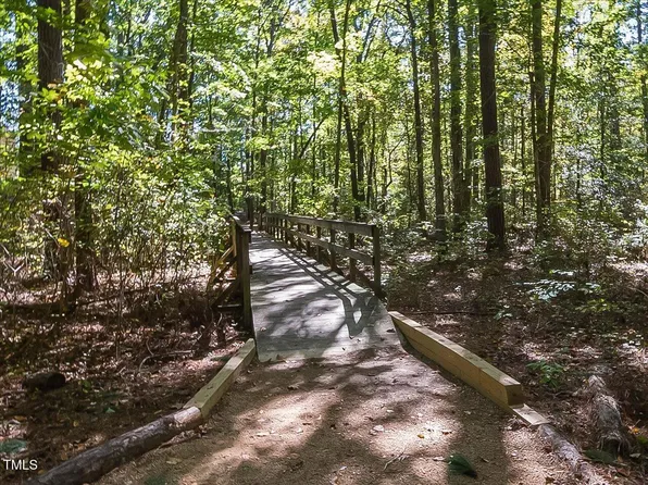 151 Swan Lake #80, Chapel Hill, NC 27517