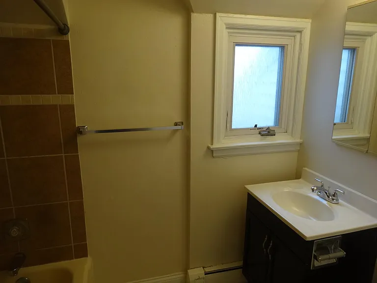 48 Sherman Pl — Photo 24
