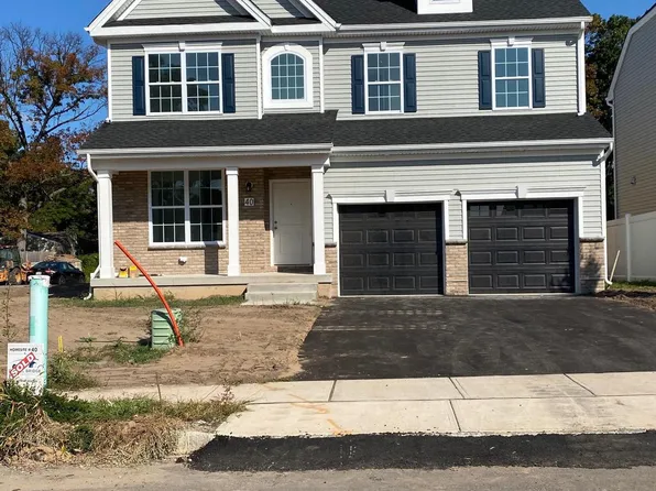 40 Misty Meadow Ln, Hamilton, NJ 08619