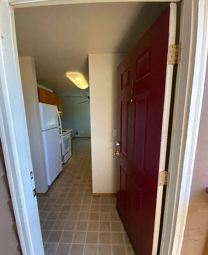 ALLEN CREEK APARTMENTS — Photo 2