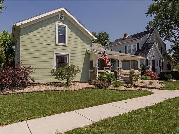 3rd image of 416 W Kemmerling St