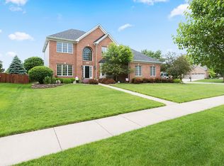 2627 Wild Timothy Rd, Naperville, IL 60564