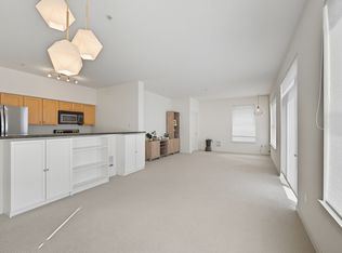 303 23rd Ave S APT 602, Seattle, WA 98144