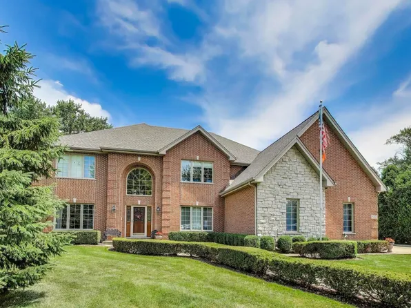 913 S Dryden Pl, Arlington Heights, IL 60005