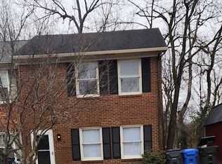 1524 Deer Lake Dr, Lexington, KY 40515