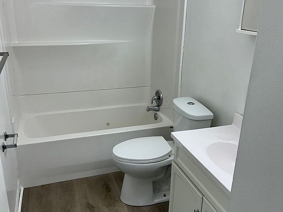 2nd image of 6047 Whiteford Center Rd #4