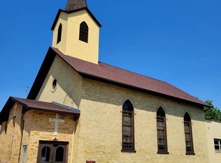 420 N Main St #1, Juneau, WI 53039