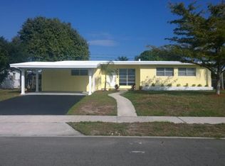 1444 Lakeview Dr, Lake Worth, FL 33461