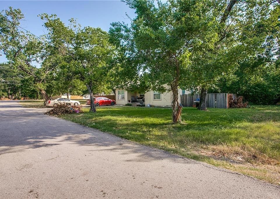 2nd image of 6922 Mohawk Dr